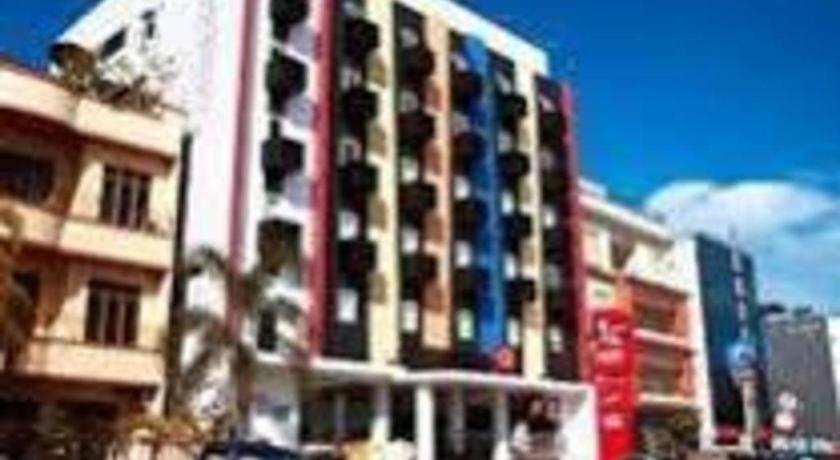 Amaris Hotel Ambon Esterno foto