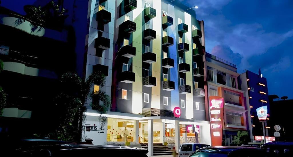 Amaris Hotel Ambon Esterno foto