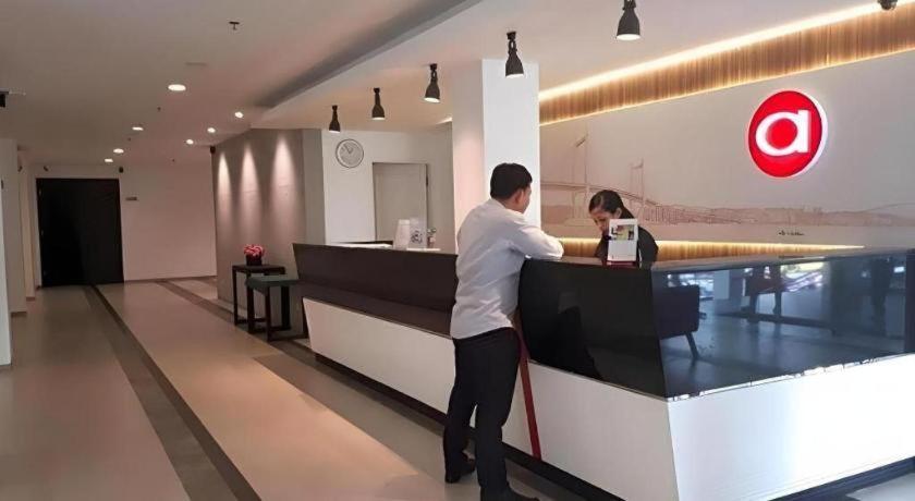 Amaris Hotel Ambon Esterno foto